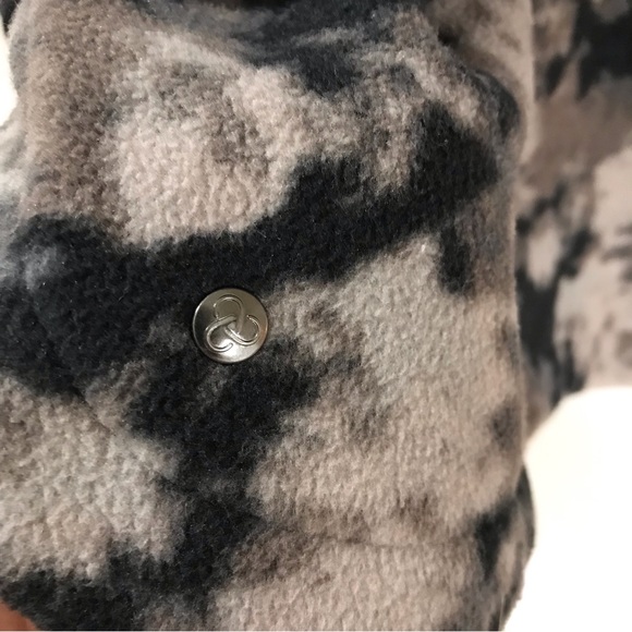 Zella Gray Camo Fleece Jacket - Picture 6 of 10
